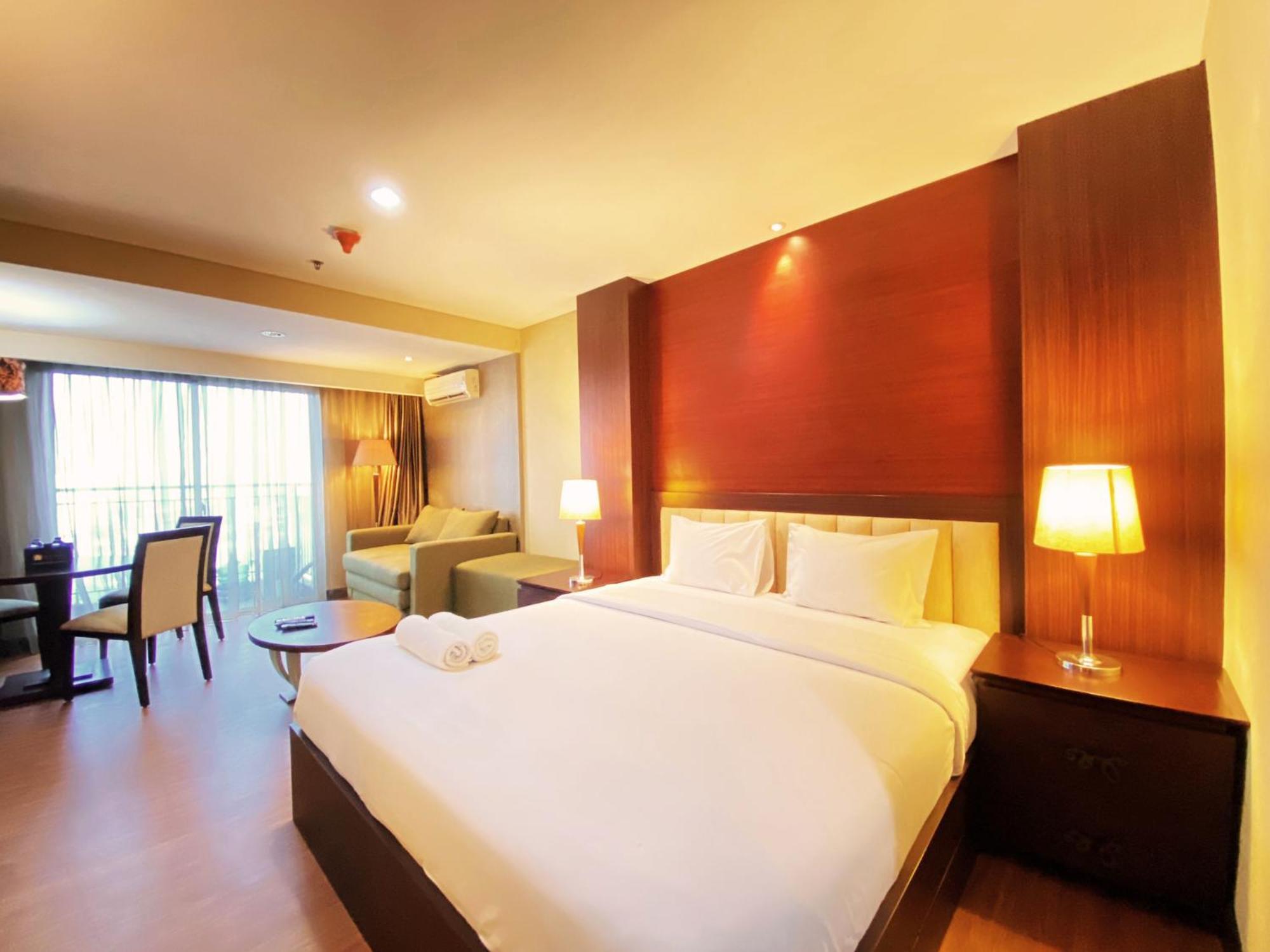 Fancy And At El Royale By Travelio Apartemen